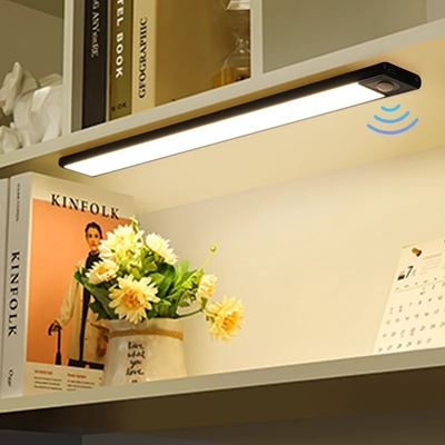 Luce luminosa eccellente dell'armadio da cucina della luce notturna della camera da letto della luce di Manica di induzione del corpo umano della famiglia automatica della luce