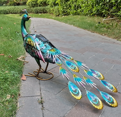 Decorazione alimentata solare di nozze del partito del cortile delle luci del mestiere del metallo della statua solare all'aperto del pavone