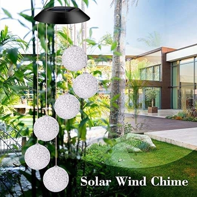 Il regalo solare del giardino decorativo all'aperto del CE accende i carillon di vento solari della palla