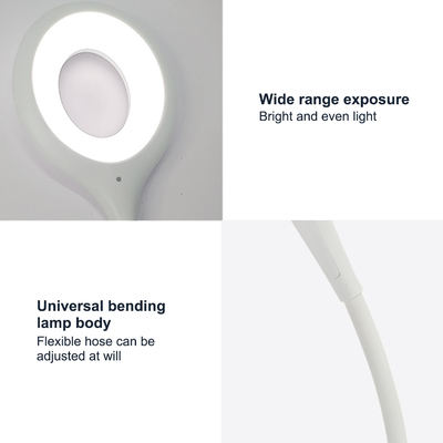 Lampade di comodino economizzarici d'energia portatili della lampada pieghevole di studio di protezione degli occhi con porta USB